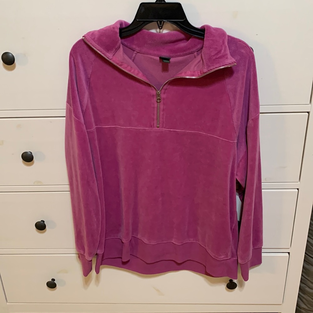 Beautiful magenta velvet pullover! Never worn!